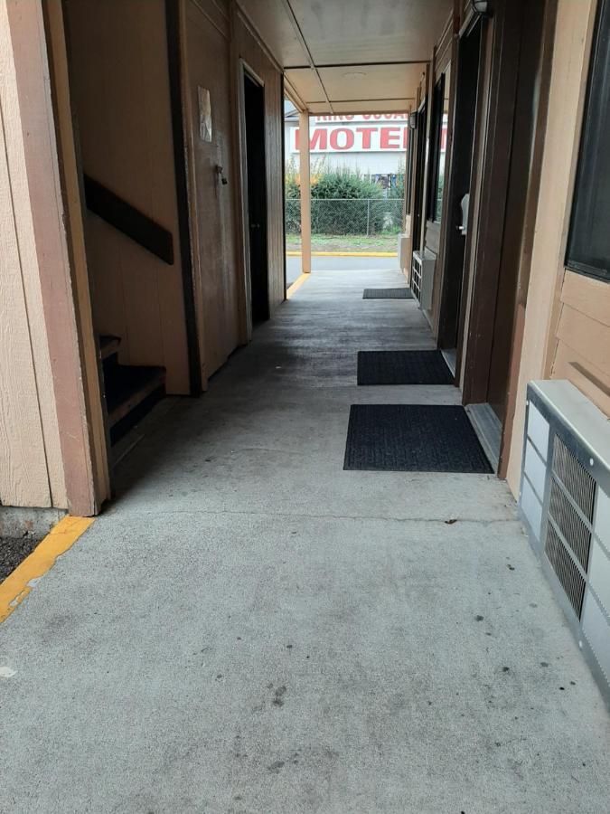 Centralia Inn エクステリア 写真